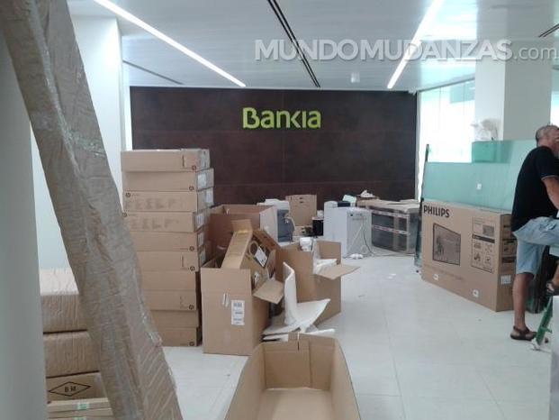 montaje-mobiliario-oficinas4-bankia.jpg