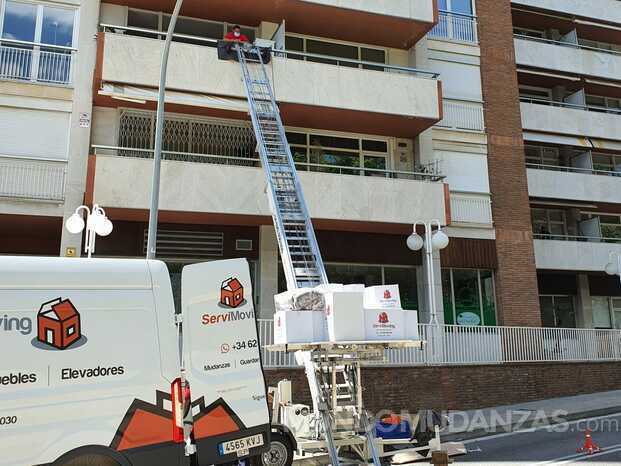 Elevador de muebles en Barcelona