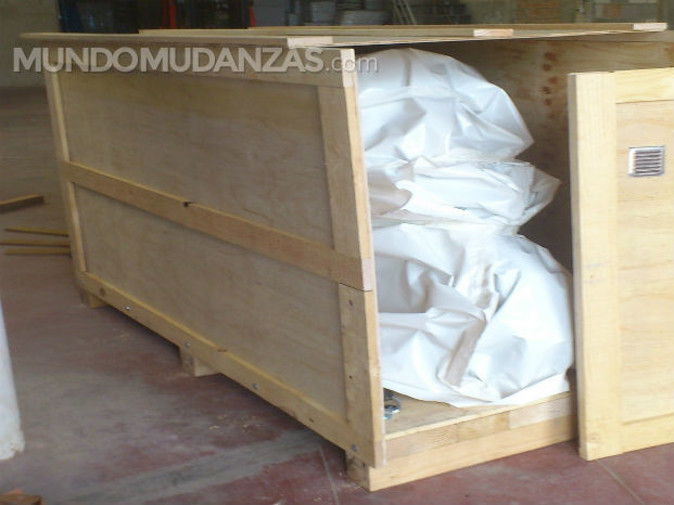 Caja Madera con moto.jpg