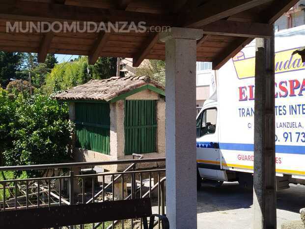 LLEVAR MUEBLES A GALICIA