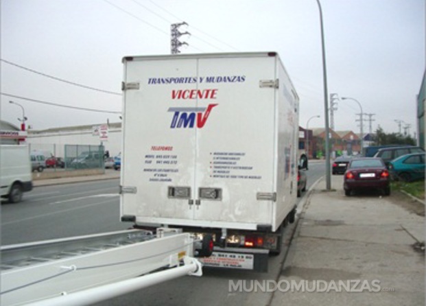 TRANSPORTES Y MUDANZAS VICENTE